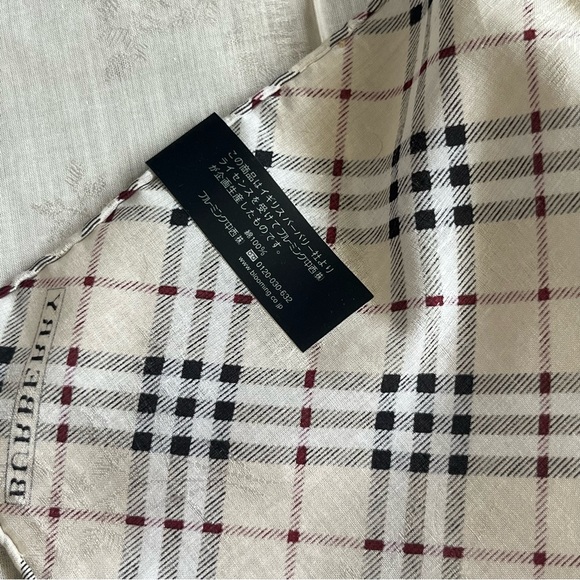 Burberry London - Picture 5 of 5